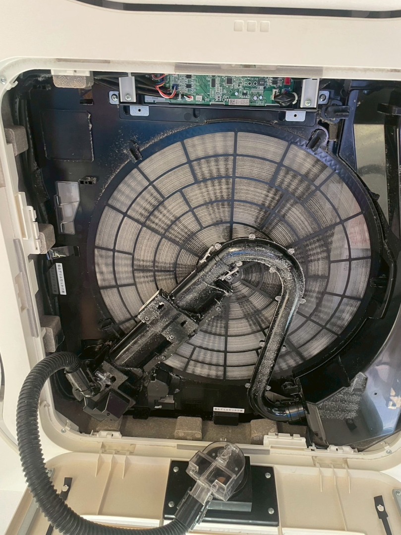 エアコン内部構造を確認できる分解状態