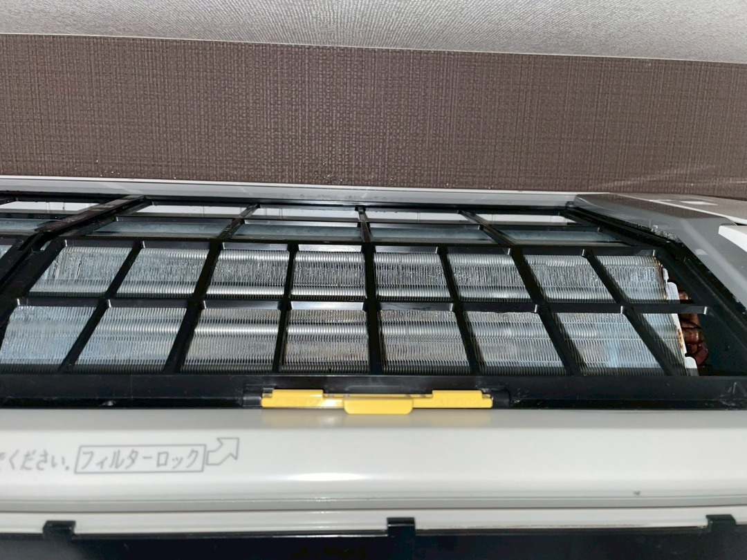 エアコン分解洗浄による内部クリーニング実績