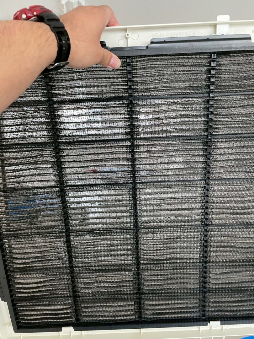 エアコンクリーニングの分解洗浄実績